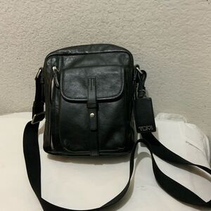 Tumi Laredo Frisco Town Black Leather Messenger Bag, Silver Hardware